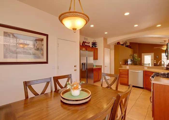 Near Golf! 'peoria Paradise' House W/ Pool