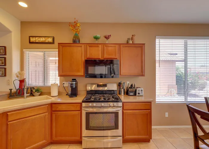 Near Golf! 'peoria Paradise' House W/ Pool *